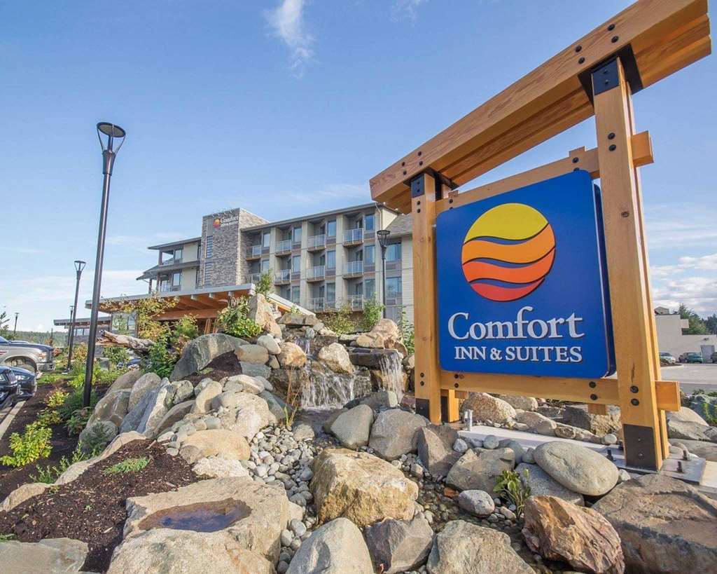 Comfort Inn & Suites Campbell River Exterior photo